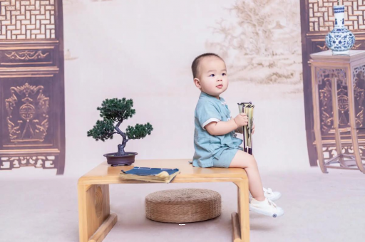 昌邑宝宝多久不用拍嗝